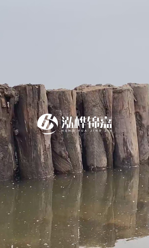 松木樁圍堰如何施工才能保證穩(wěn)固性？專業(yè)打樁隊(duì)一步步教你！